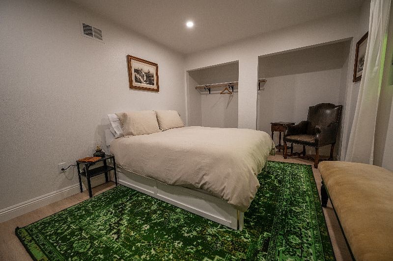 Furnished Finder property 444798_1 photo 24