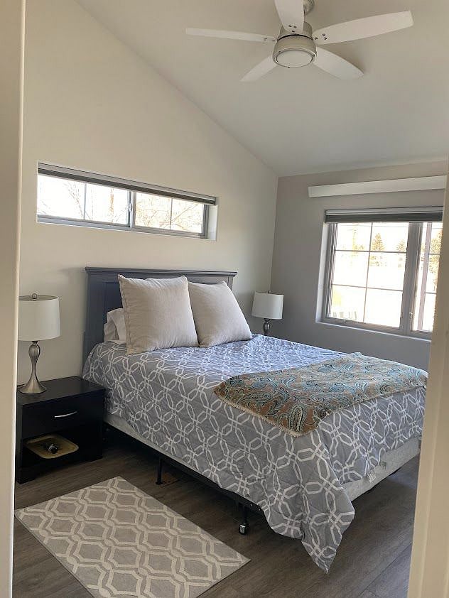2nd Bedroom- Queen Bed