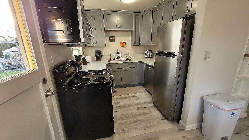 Furnished Finder property 444860_1 photo 10