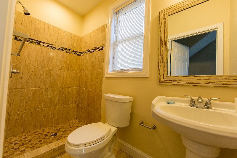 Furnished Finder property 444864_1 photo 6