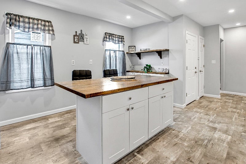 Furnished Finder property 444868_1 photo 10