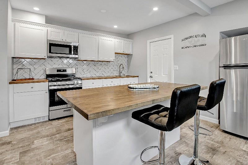 Furnished Finder property 444868_2 photo 9