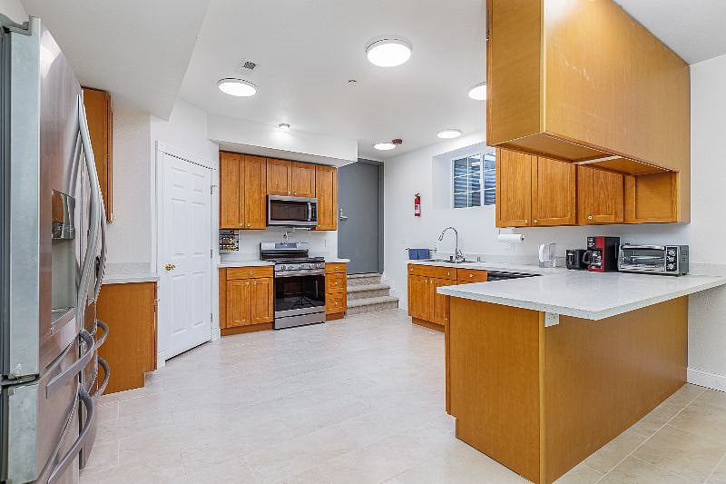 Furnished Finder property 444882_2 photo 13