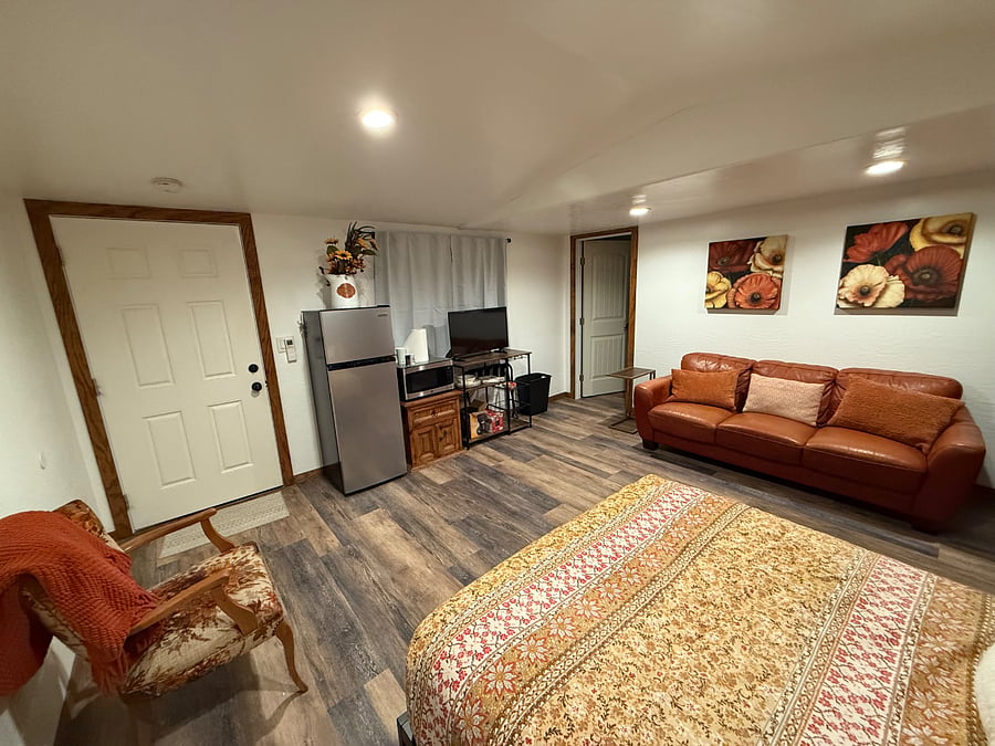 Furnished Finder property 444899_3 photo 10
