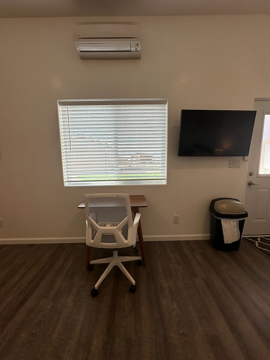 Furnished Finder property 444899_7 photo 6