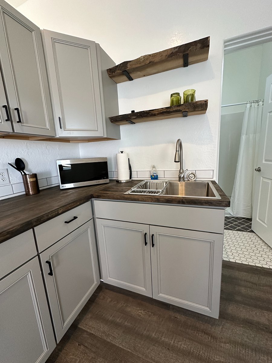 Furnished Finder property 444899_7 photo 14