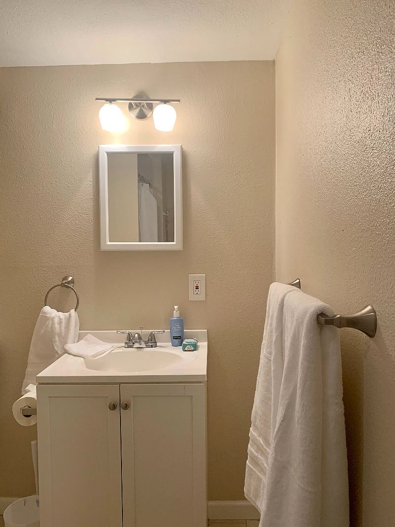 Furnished Finder property 444916_2 photo 8