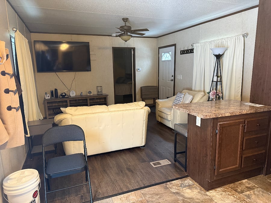 Furnished Finder property 444947_1 photo 3