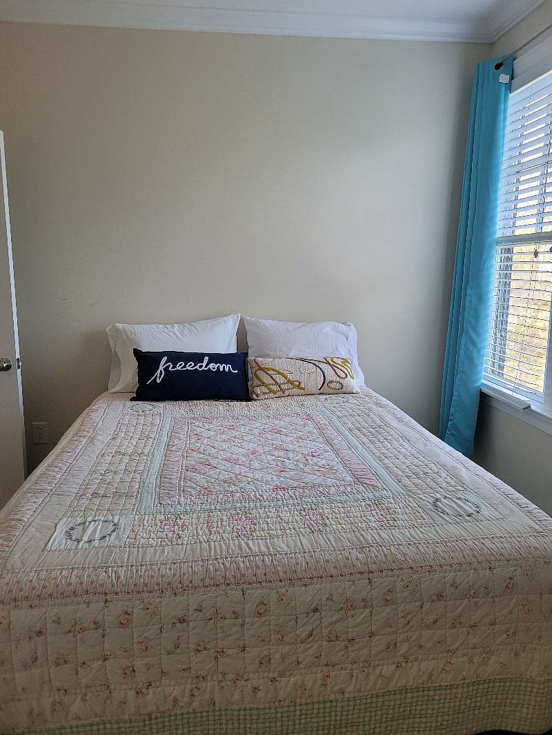 Furnished Finder property 444993_1 photo 13