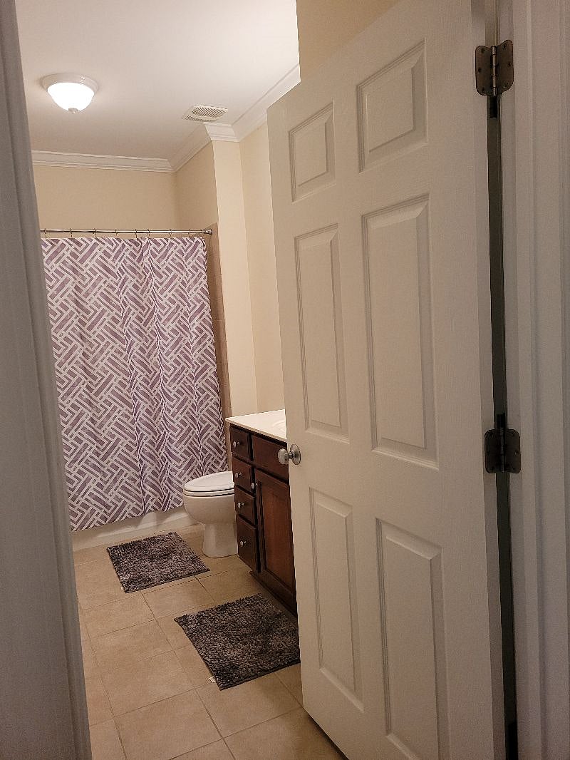 Furnished Finder property 444993_1 photo 18