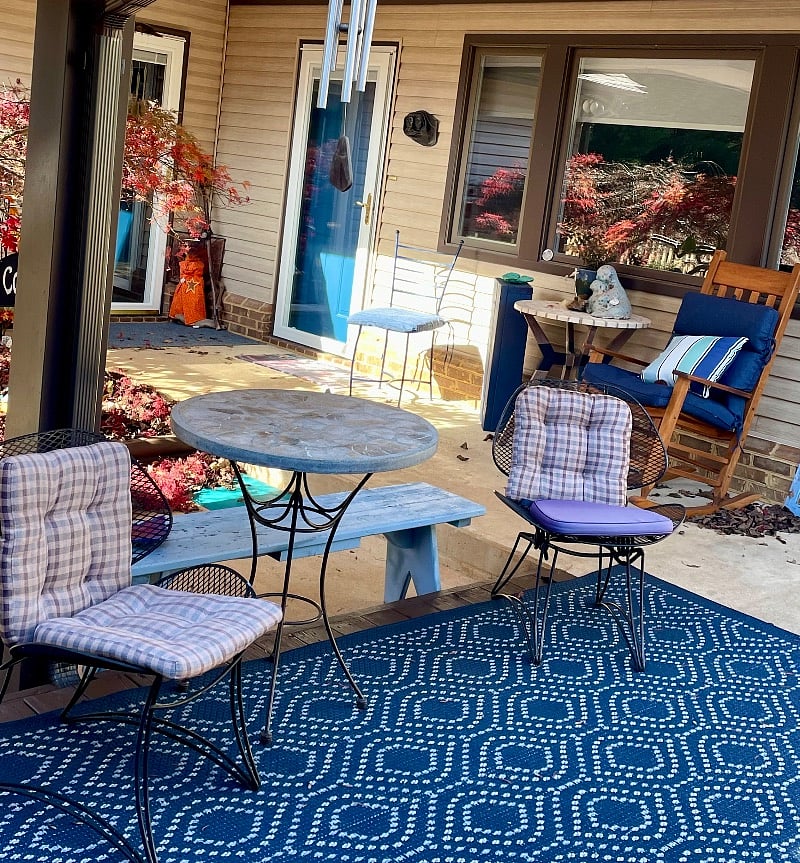 Patio Area and Entrance to Cozy Cottage Suite