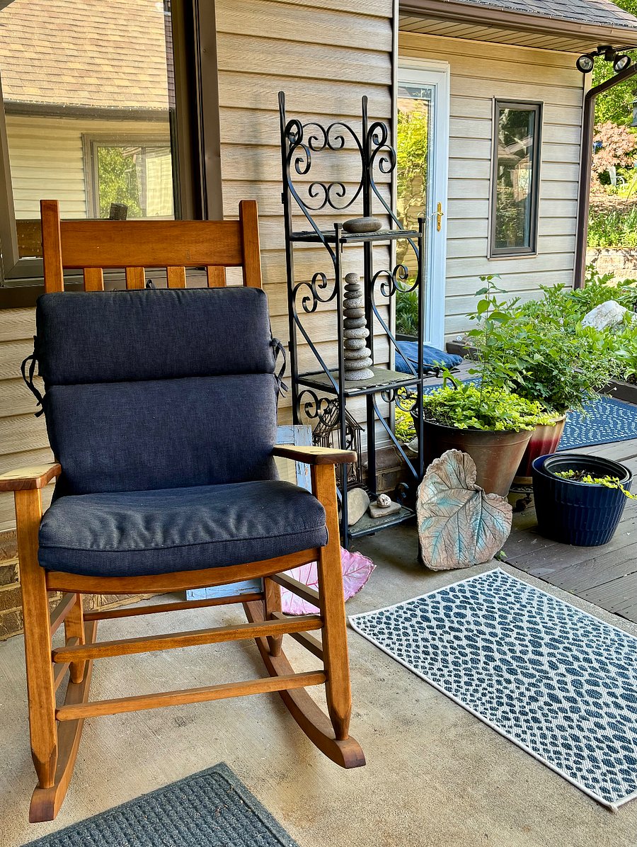 Multiple Sitting Areas for morning tea/coffee, listening to the birds and being in nature.