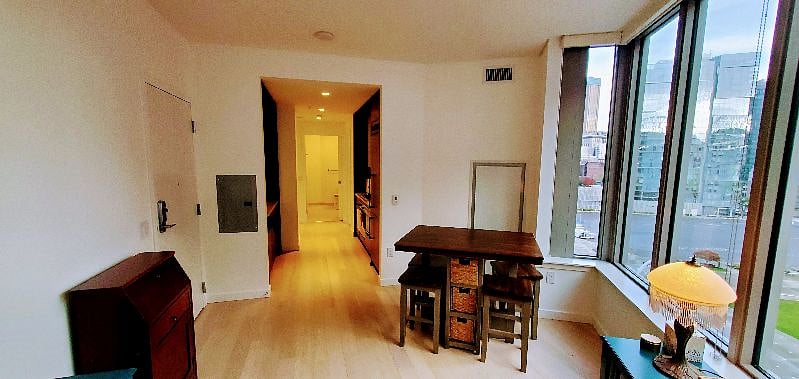 Furnished Finder property 445064_1 photo 3