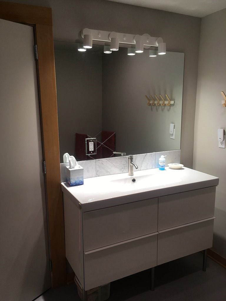 Furnished Finder property 445099_1 photo 4