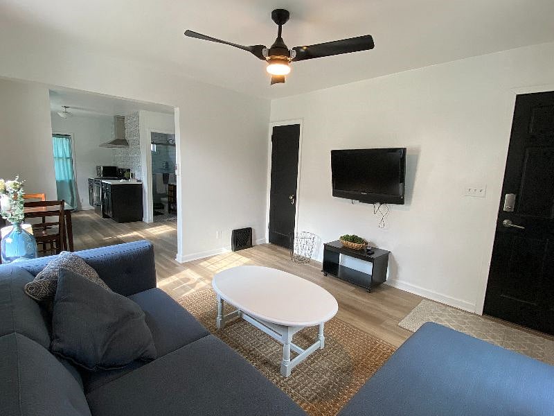 Furnished Finder property 445110_1 photo 10