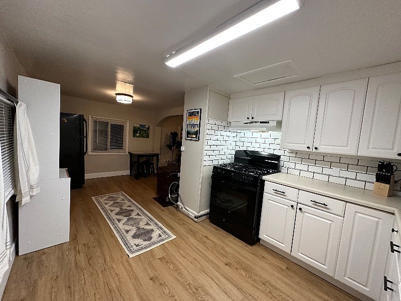 Furnished Finder property 445128_1 photo 3