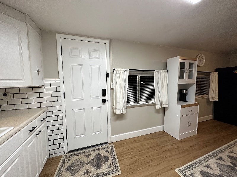 Furnished Finder property 445128_1 photo 4