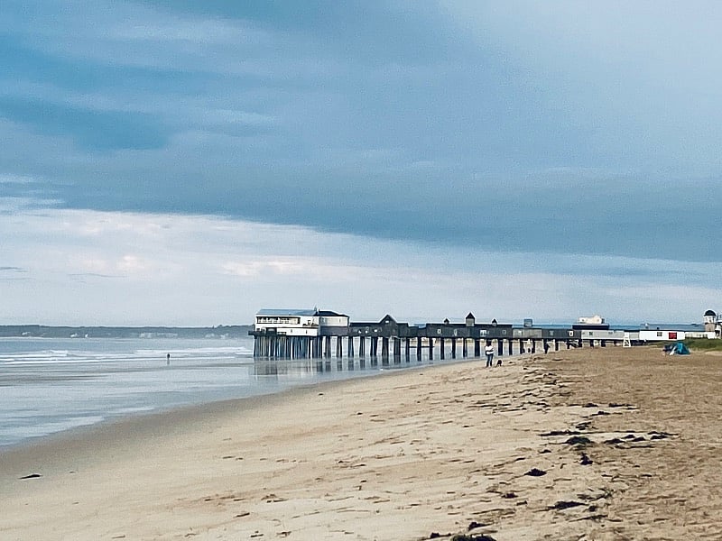 Close to downtown Old Orchard Beach and the pier.