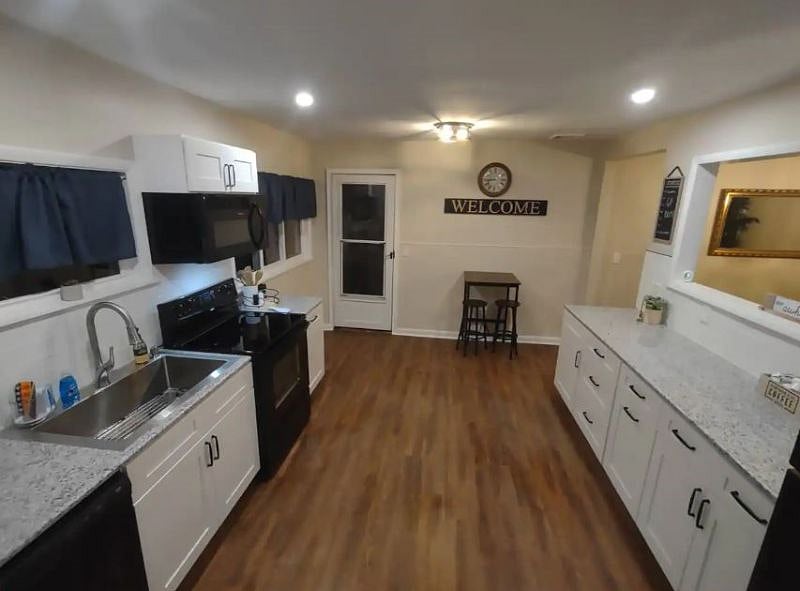 Furnished Finder property 445173_1 photo 10