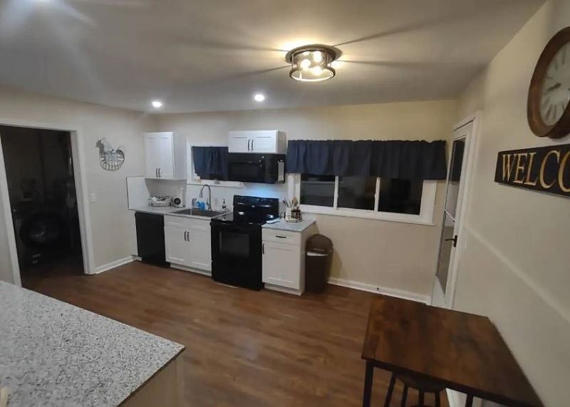 Furnished Finder property 445173_1 photo 12