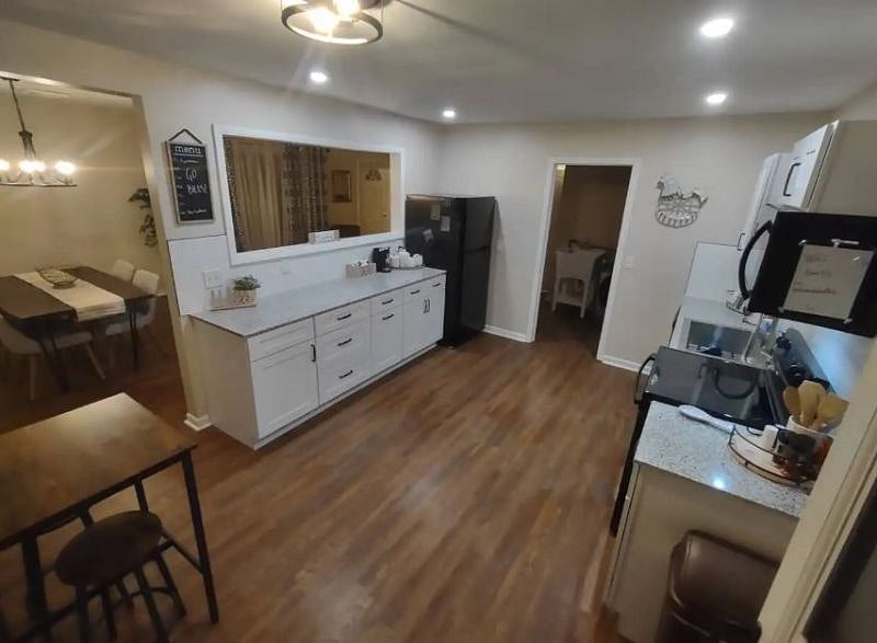 Furnished Finder property 445173_1 photo 11