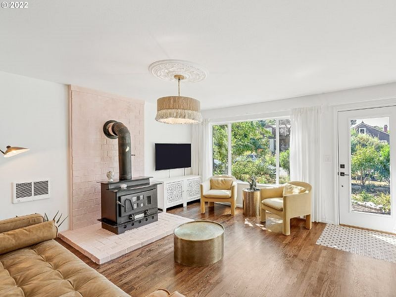 Furnished Finder property 445246_1 photo 3