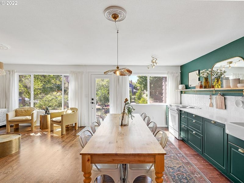 Furnished Finder property 445246_1 photo 10