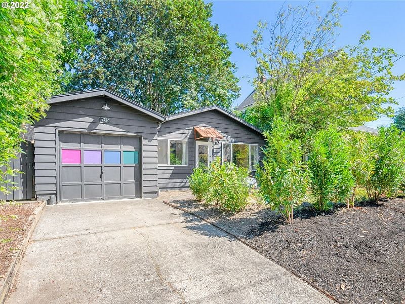 Furnished Finder property 445246_1 photo 25