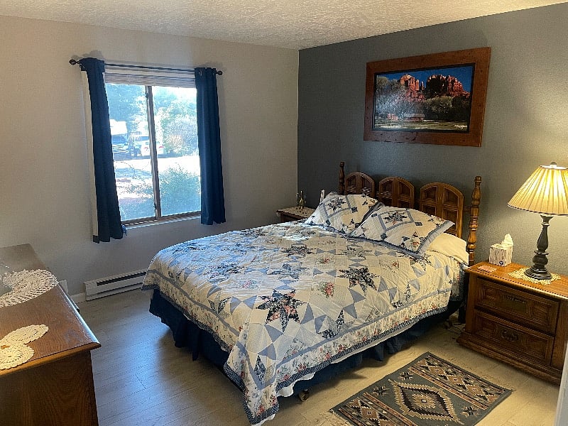 Guest room