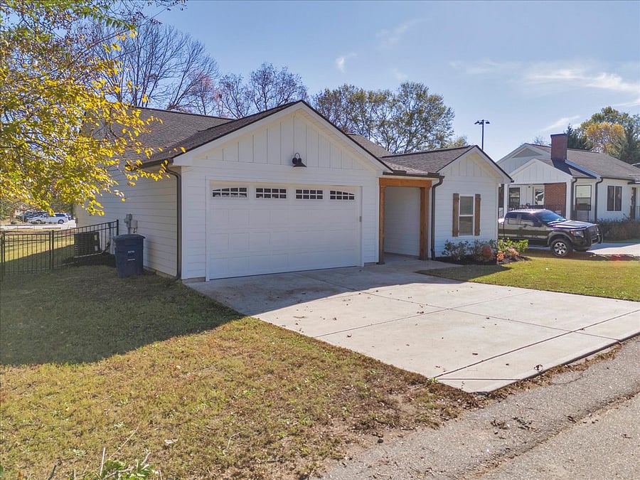 Furnished Finder property 445339_1 photo 22