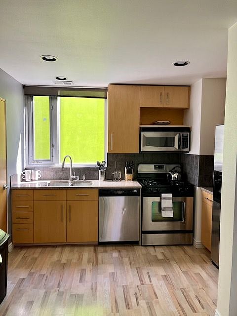 Furnished Finder property 445351_1 photo 7