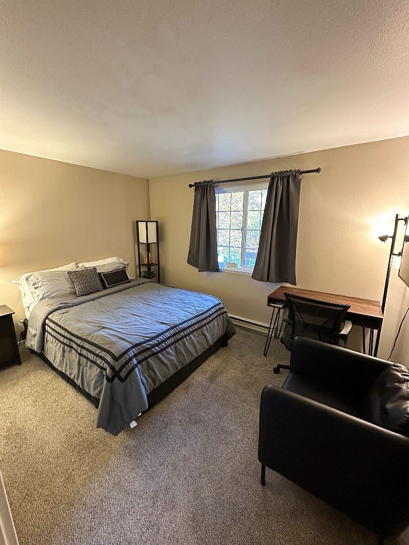 Furnished Finder property 445354_1 photo 12
