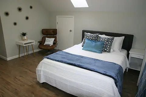 Furnished Finder property 445435_1 photo 8