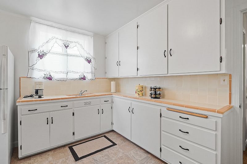 Furnished Finder property 445454_1 photo 7
