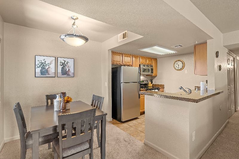 Furnished Finder property 445477_1 photo 7