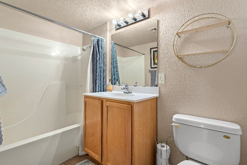 Furnished Finder property 445477_1 photo 17