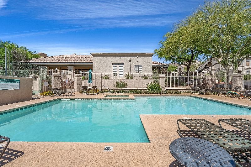 Furnished Finder property 445477_1 photo 27