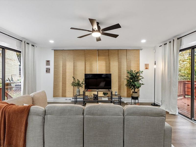 Furnished Finder property 445478_1 photo 11