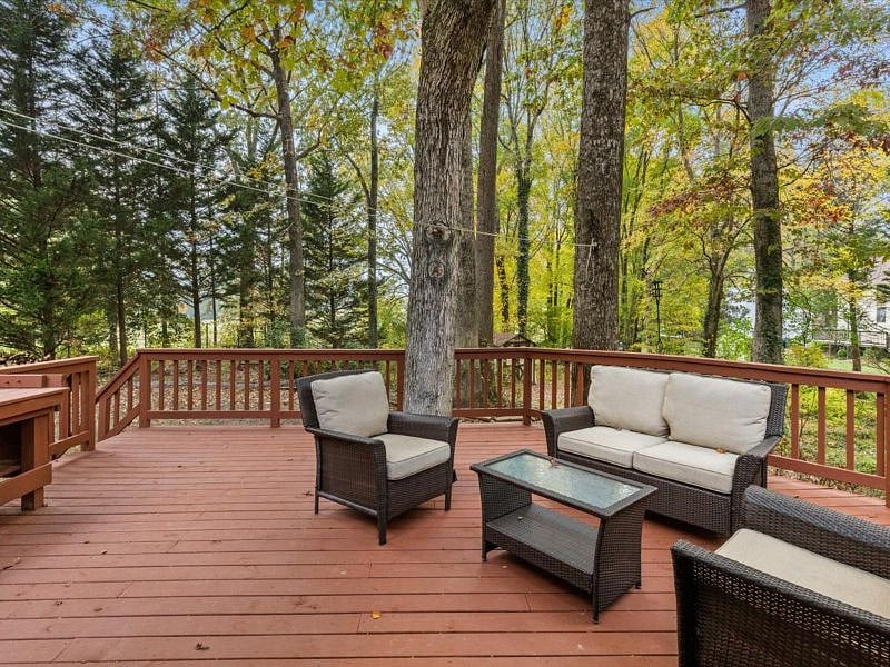 Furnished Finder property 445478_1 photo 25