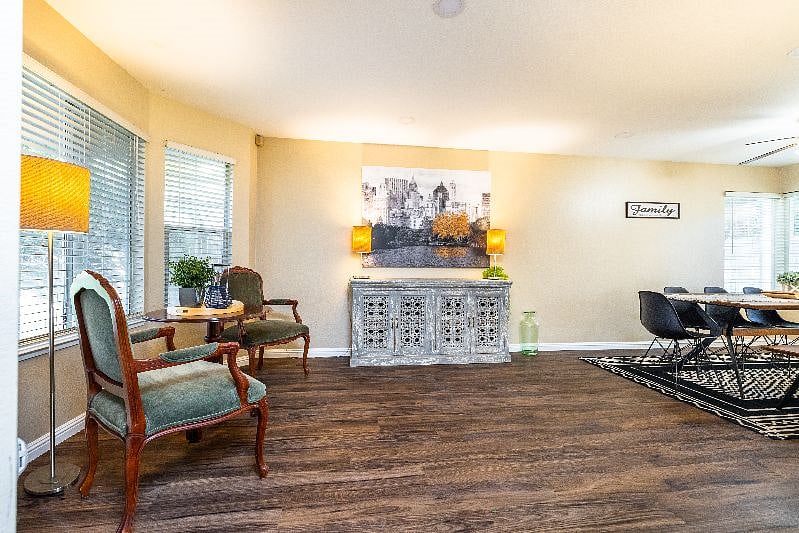Furnished Finder property 445529_1 photo 13