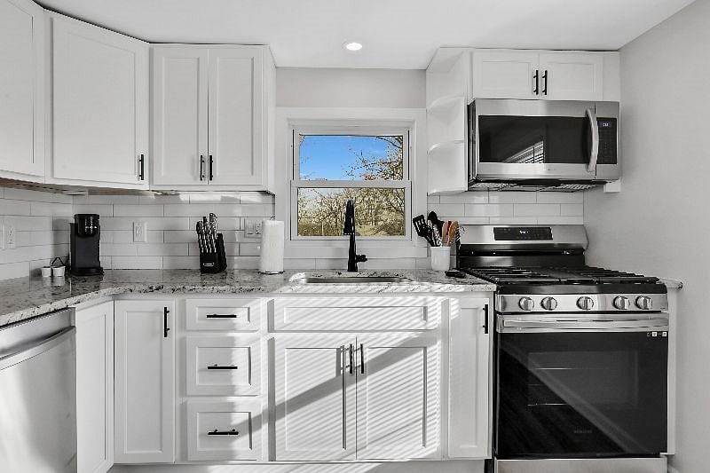 Furnished Finder property 445530_1 photo 9