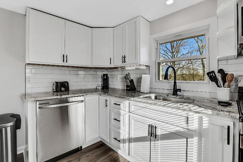 Furnished Finder property 445530_1 photo 10