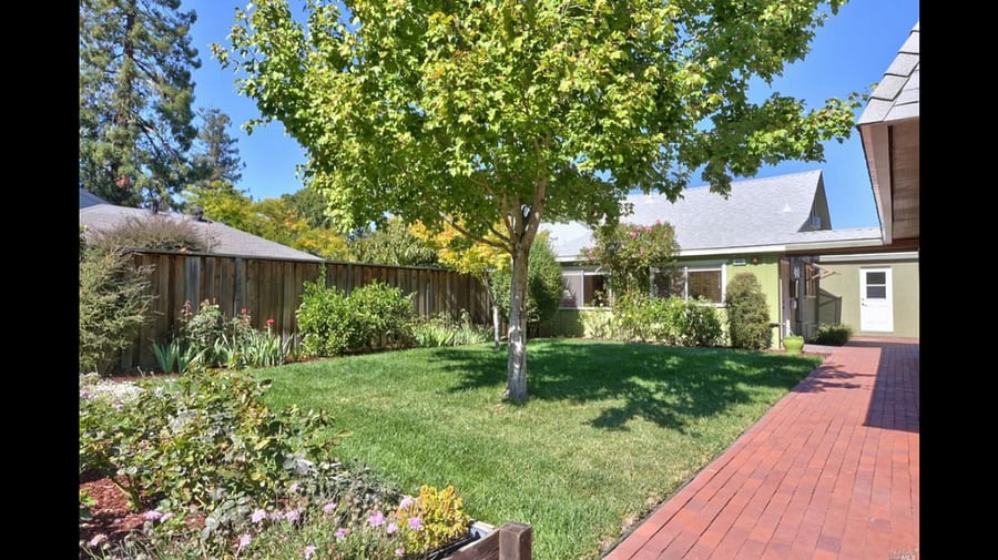 Furnished Finder property 445596_1 photo 11
