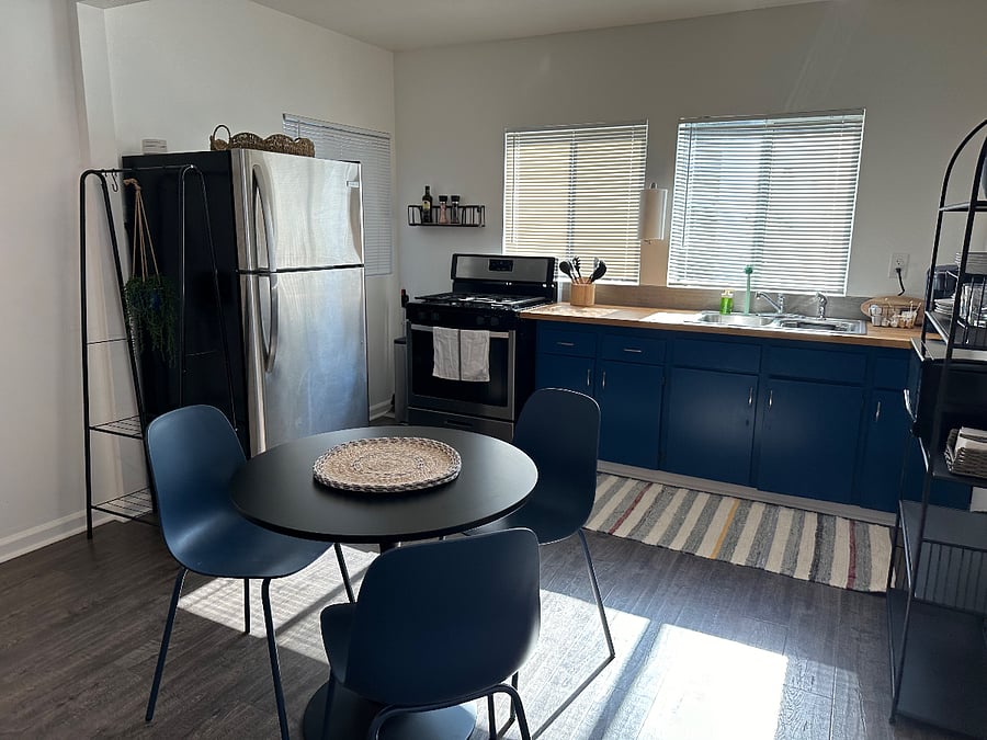 Furnished Finder property 445612_2 photo 4