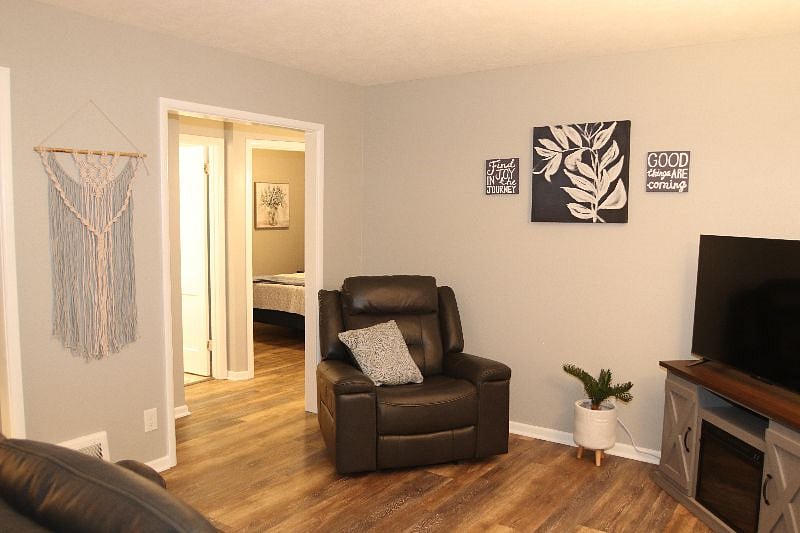 Furnished Finder property 445614_1 photo 6