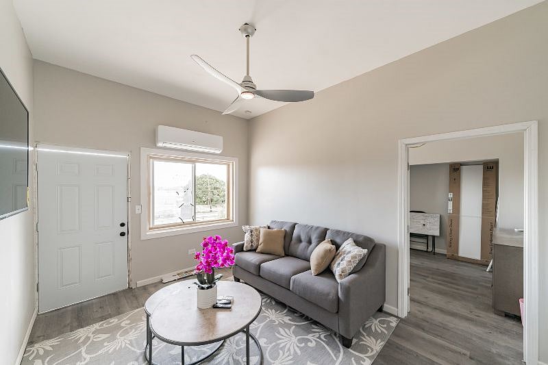 Furnished Finder property 445656_1 photo 16
