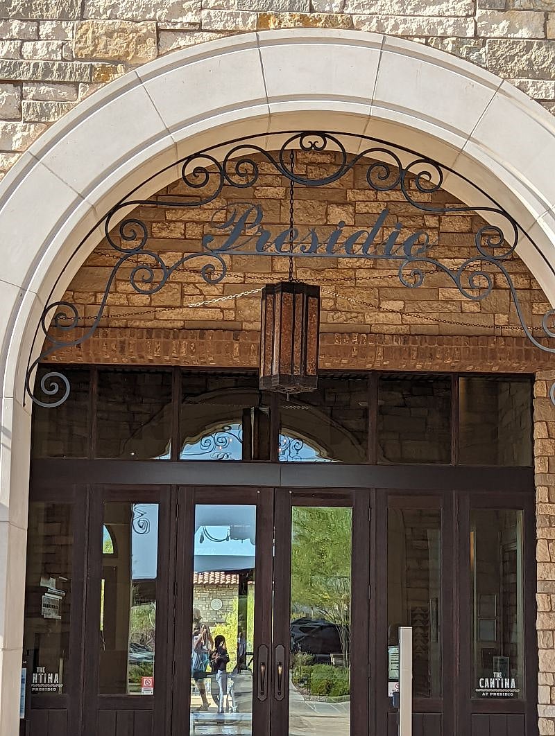 The Presidio Club is 0.3 Miles from the house and has a premium Gym, Pools and a Cantina with incredible food and drinks.