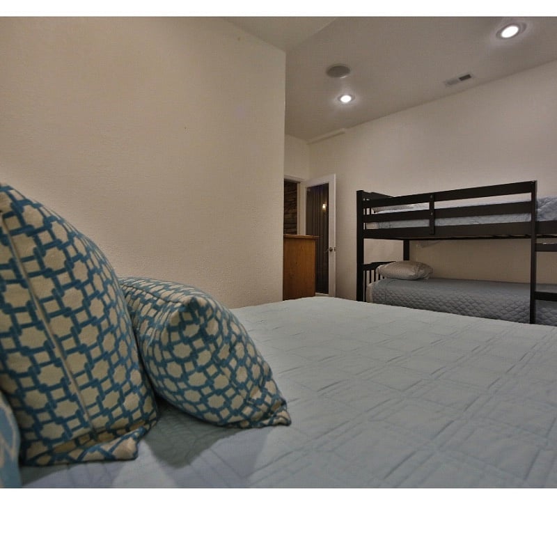 Furnished Finder property 445700_1 photo 9
