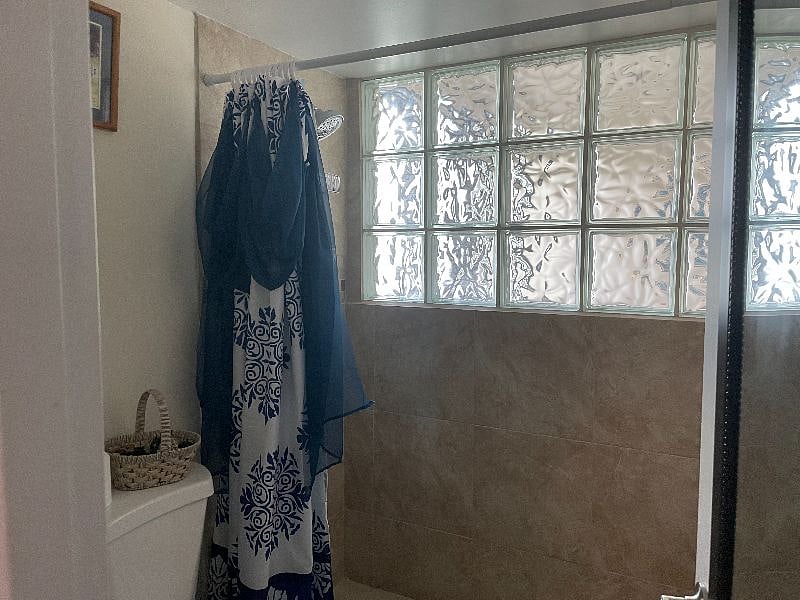 Furnished Finder property 445715_1 photo 3