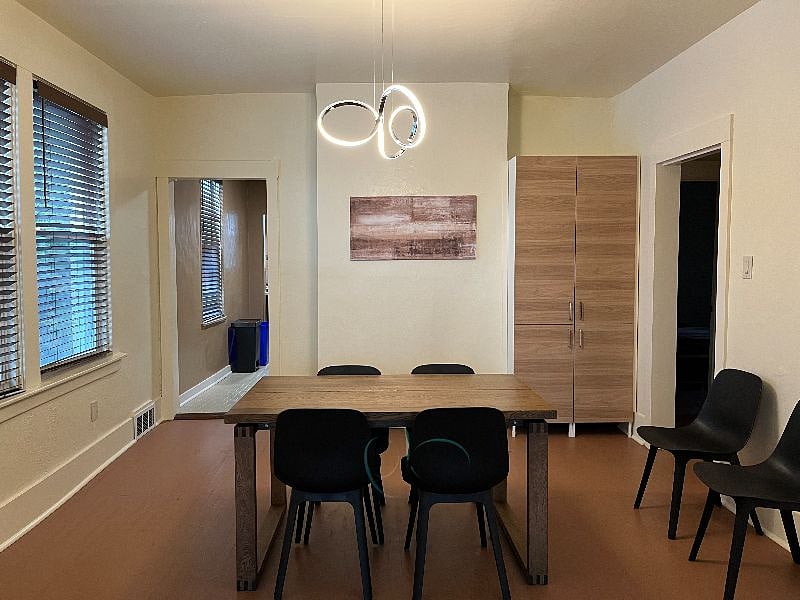 Furnished Finder property 445733_2 photo 4